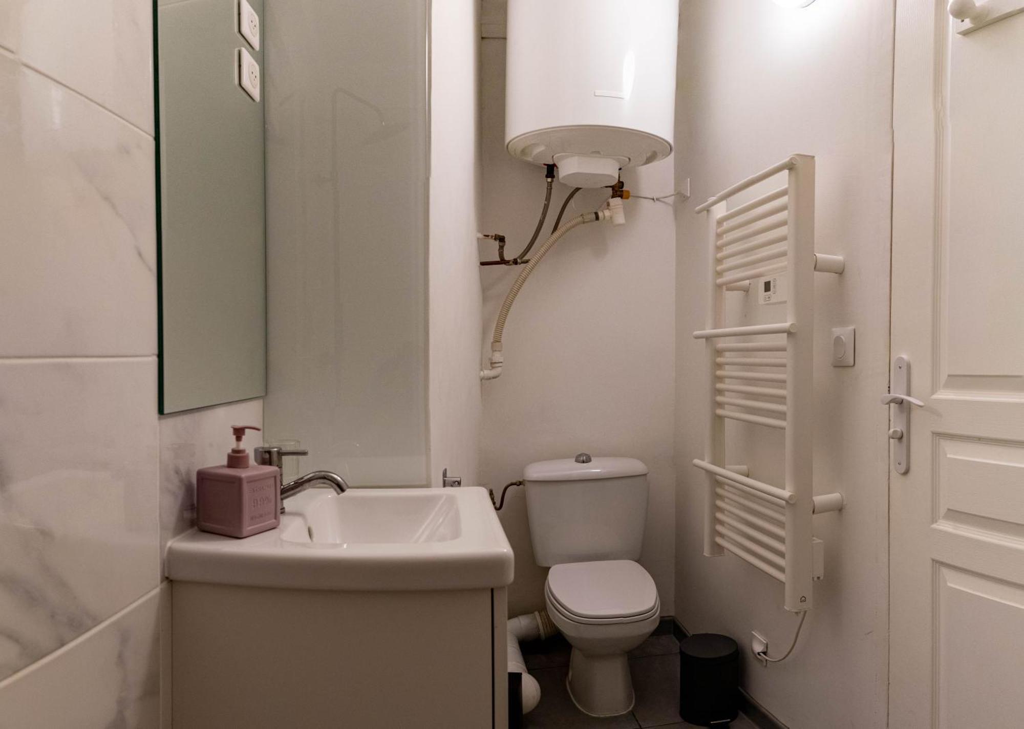 A L'Ombre Des Papes Apartment Avignon Luaran gambar