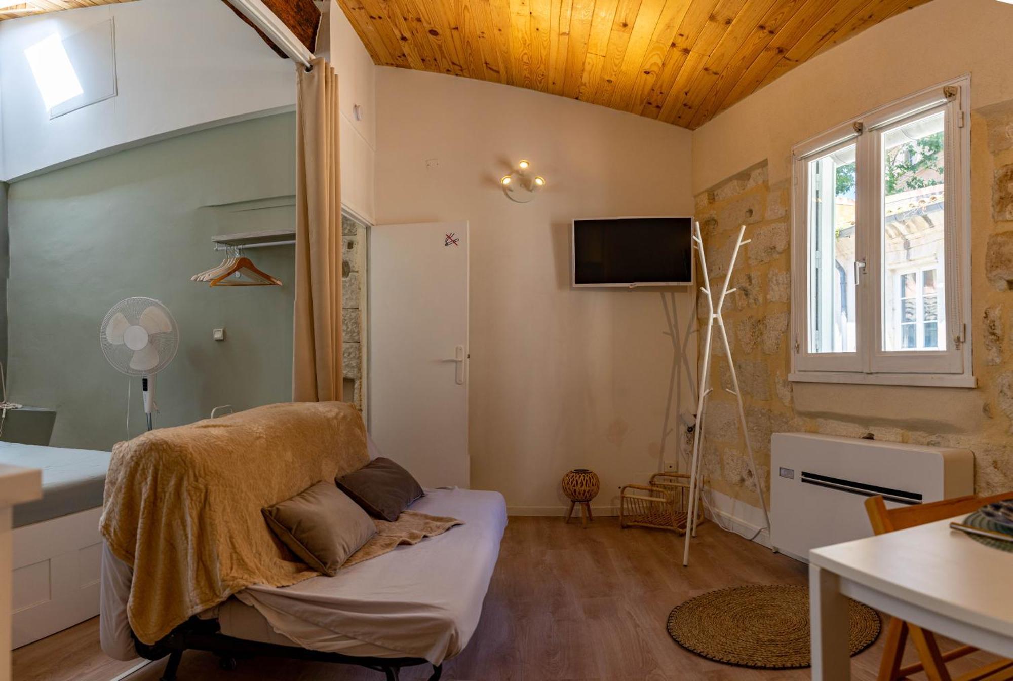 A L'Ombre Des Papes Apartment Avignon Luaran gambar