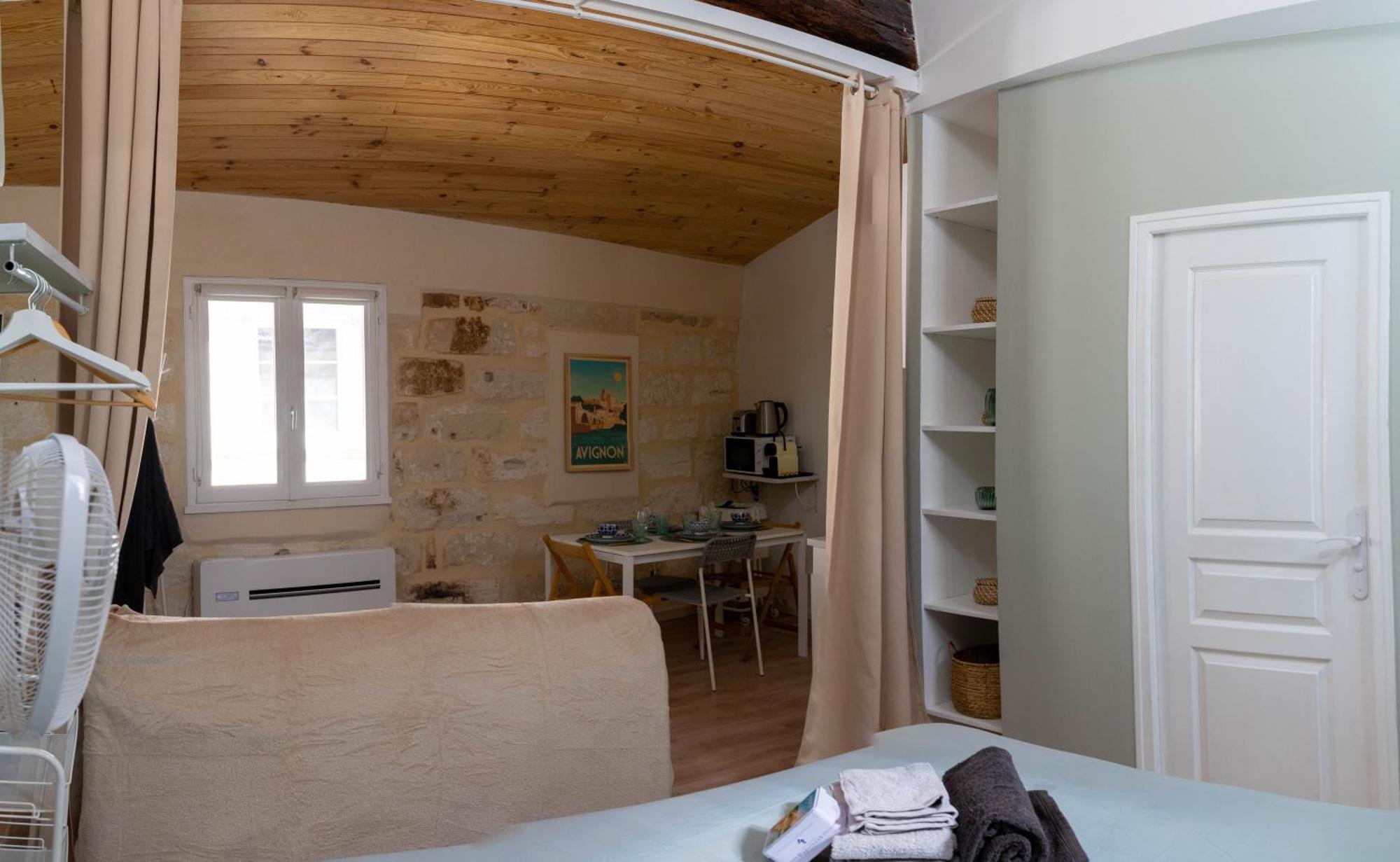 A L'Ombre Des Papes Apartment Avignon Luaran gambar