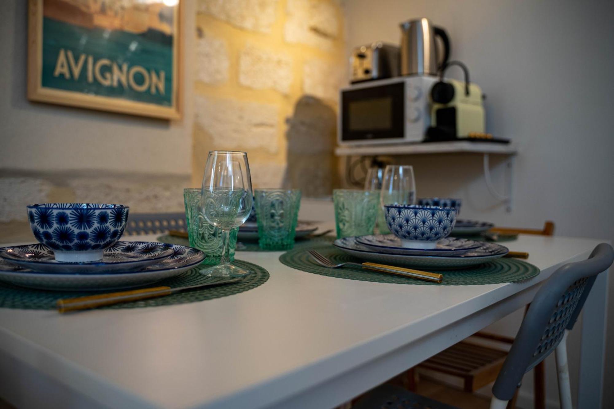 A L'Ombre Des Papes Apartment Avignon Luaran gambar